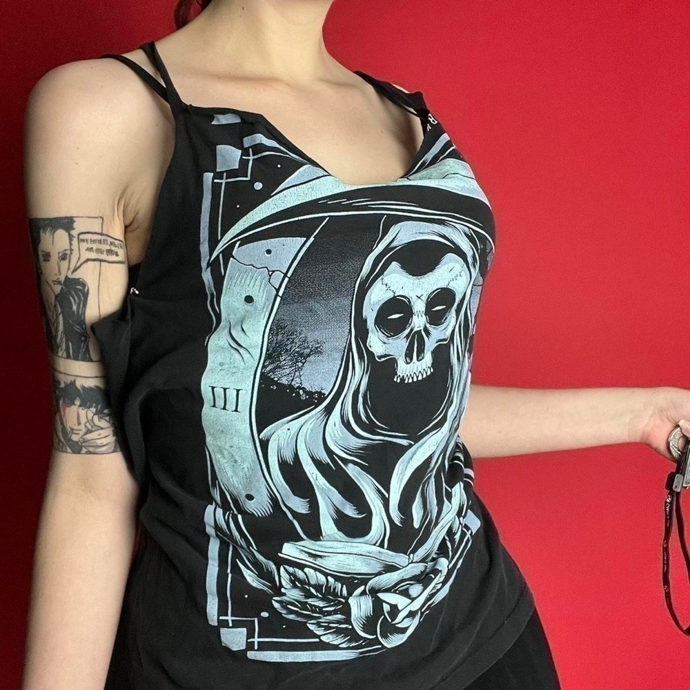 Bring me the horizon band tee cut to tank 🖤💙